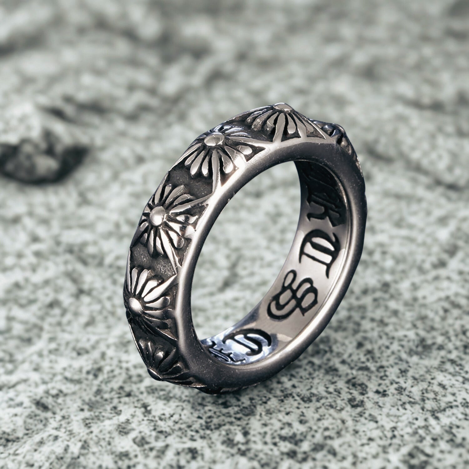 Bursting Chrome Band